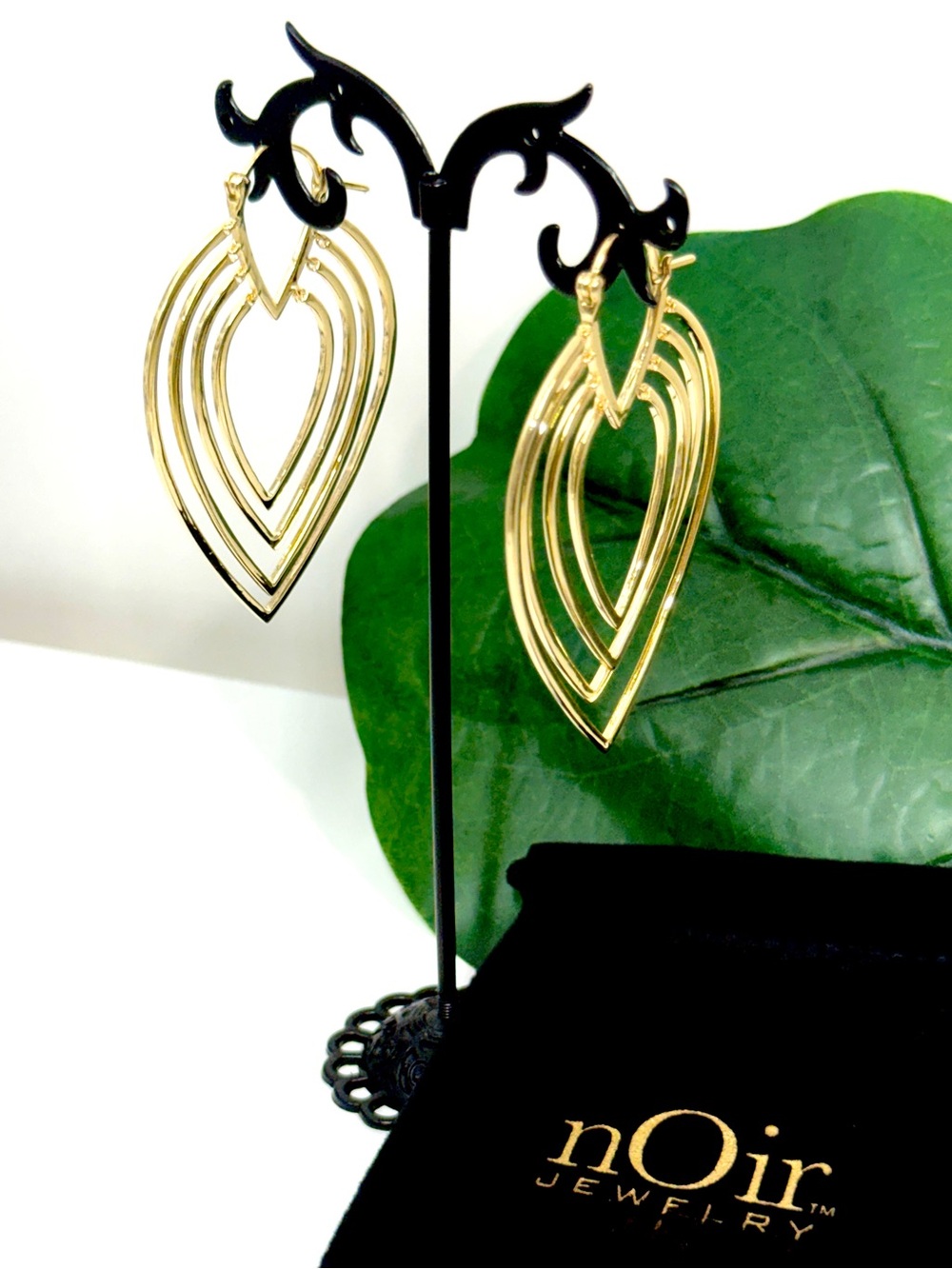 nOir Jewelry Twiggy 14K Gold-Plated Statement Hoop Earrings NWT